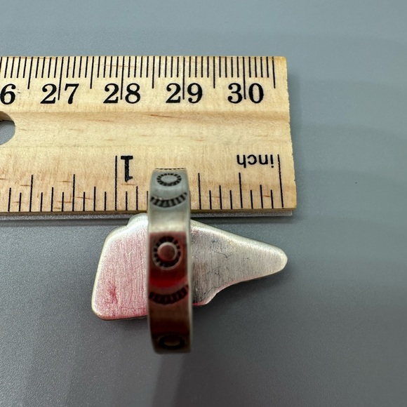 White Buffalo Turquoise Lightning Bolt ⚡️ Adjustable Handmade Ring - Picture 7 of 9